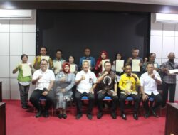 BPN Palangka Raya Serahkan 1500 Sertifikat Elektornik