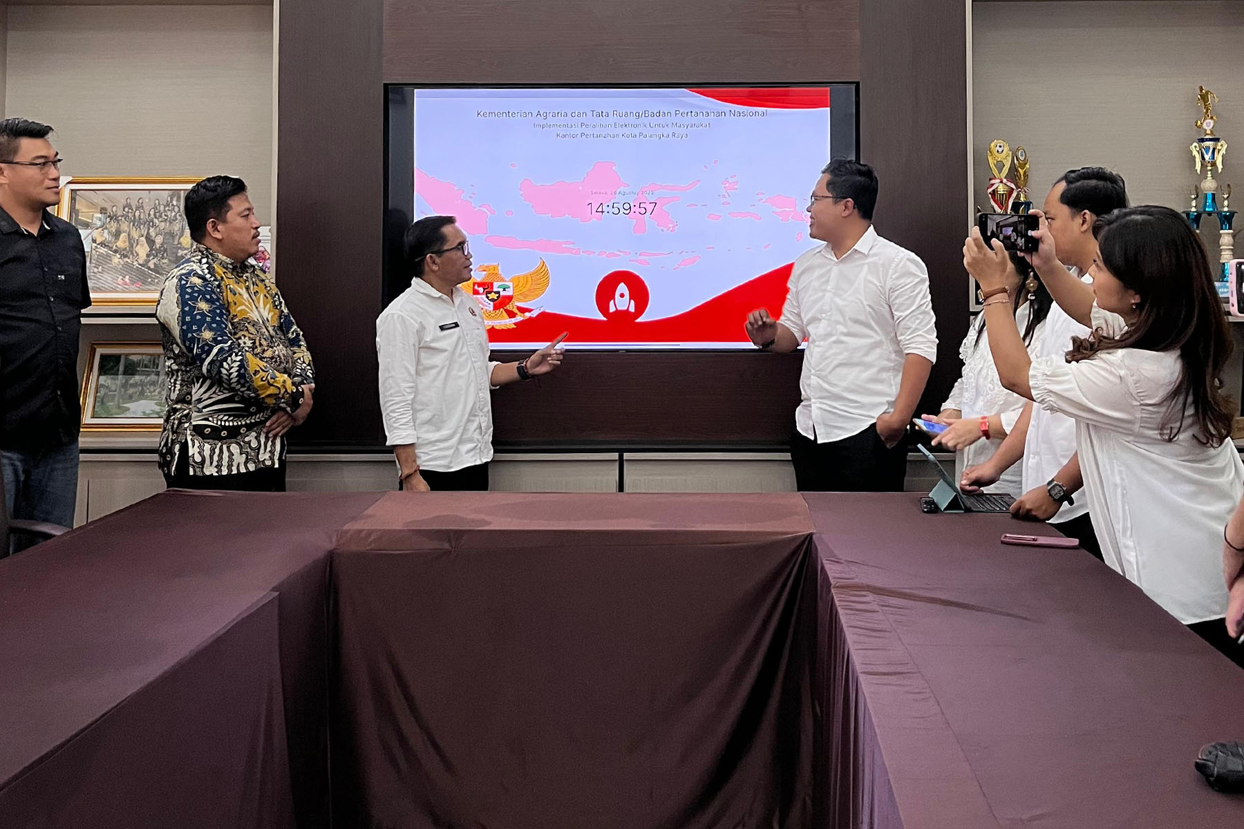 Kantor Pertanahan Kota Palangka Raya resmi meluncurkan inovasi terbaru berupa Layanan Peralihan Hak Atas Tanah Elektronik, Selasa 26 Agustus 2025.