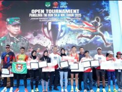 Panglima TNI Run 2025: Danrem 051/Wkt Serahkan Hadiah ke Para Juara