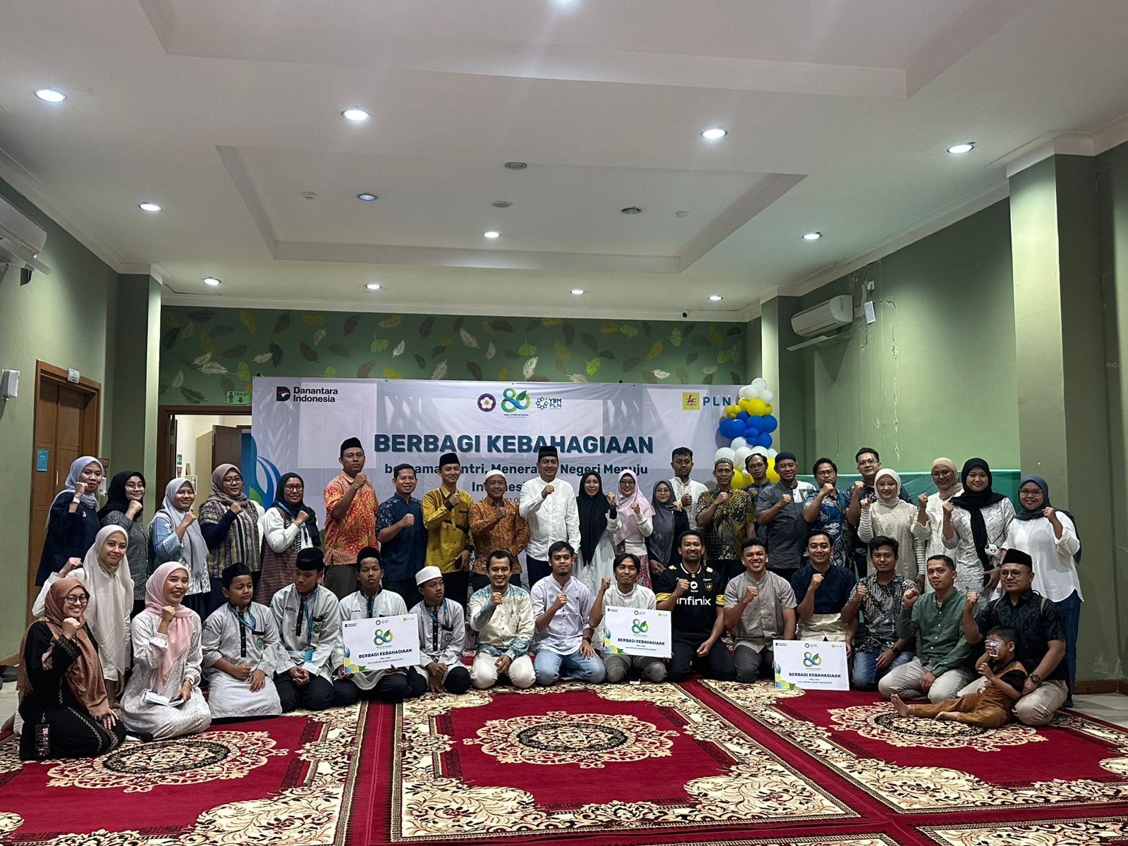 PLN Dekat dengan Rakyat dengan Menghadirkan Kebahagiaan bagi Para Santri