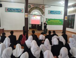 Pelajar SMK YAPEMRI Dikuatkan Jiwa Nasionalismenya Lewat TMMD Ke-127