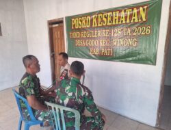 Tim Kesehatan TMMD Reguler Ke-128 Kodim Pati Siaga Layani Satgas dan Warga Desa Godo