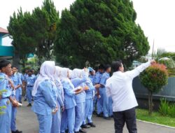 PLN Mengajar Kenalkan Teknologi Sistem Kelistrikan kepada Siswa SMKN 1 Blora