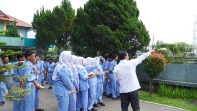 PLN Mengajar Kenalkan Teknologi Sistem Kelistrikan kepada Siswa SMKN 1 Blora