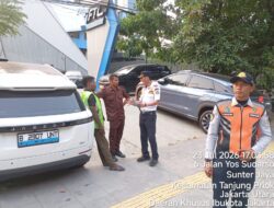 Respons Cepat Keluhan Warga, Satpelhub Tanjung Priok Tinjau Parkir di Bahu Jalan Yos Sudarso