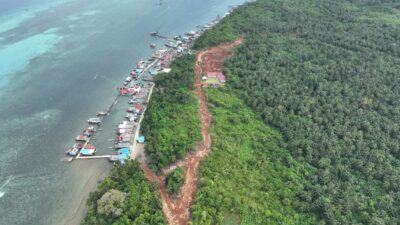Alat Berat Terus Bekerja, Pembukaan Jalan Penghubung Kepulauan Umbele Capai Hari ke-13