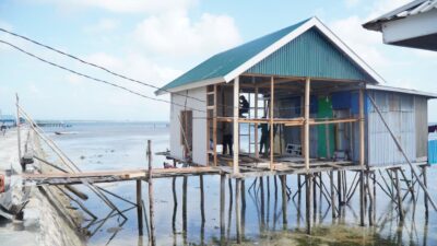 Renovasi RTLH Milik Ibu Samsiah di Desa Umbele Masuki Tahap Pemasangan Dinding dan Lantai