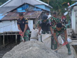 Satgas TMMD Ke-129 Angkut Material Pasir untuk Pembangunan Rabat Beton di Desa Polewali