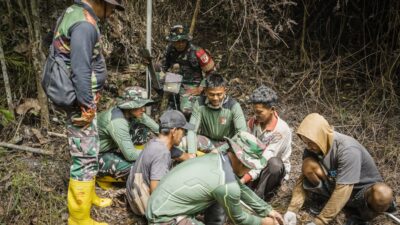 Kolaborasi Masyarakat dan Satgas TMMD Percepat Pembangunan Manunggal Air Bersih