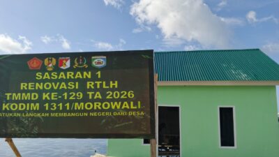 Pemasangan Dinding Luar RTLH Ibu Samsia, Satgas TMMD Ke-129 Wujudkan Hunian Layak bagi Warga