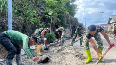 Satgas TMMD Bersama Masyarakat Kembali Lanjutkan Pekerjaan Rabat Jalan