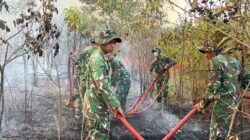 Hadapi Api dengan Sigap, Personel Brigif TP 32/Mangkalihat Cepat Tangani Karhutla 3 Hadapi Api dengan Sigap, Personel Brigif TP 32/Mangkalihat Cepat Tangani Karhutla